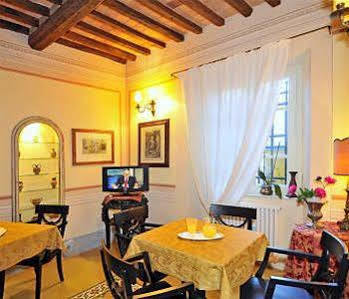 Villa Lombardi กาไมโยเร ภายนอก รูปภาพ